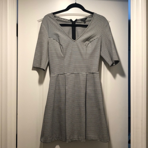 Guess Striped Dress - Picture 4 of 4